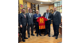 MHP Genel Başkanı Bahçeli, Bellona Kayserispor Başkanı Çamlı'yı kabul etti