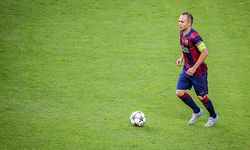 Efsane futbolcu Andres Iniesta, futbolu bıraktığını açıkladı