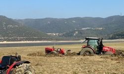 Bursa’da pikniğe giden bataklığa saplandı