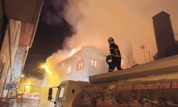 Kastamonu'da çıkan yangında tarihi hamam kullanılamaz hale geldi