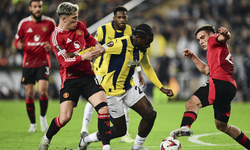 Fenerbahçe evinde Manchester United'le berabere kaldı