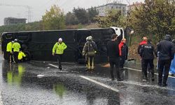 İstanbul'da yolcu otobüsü devrildi: 2 kişi öldü, 18 kişi yaralandı