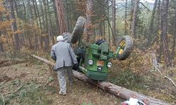 Kastamonu'da traktör devrildi: 1 ölü