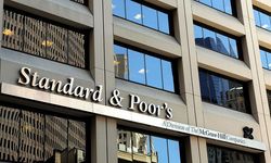 S&P, Türkiye'nin kredi notunu yükseltti