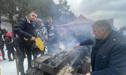 14. Geleneksel Abant Hamsi Festivali'nde yaklaşık 2 ton balık tüketildi