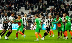 Beşiktaş evinde de gülemedi: Alanyaspor'la berabere kaldı