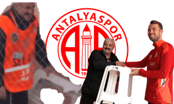 Antalyasporlu Streek gönül aldı: Tabureli jest