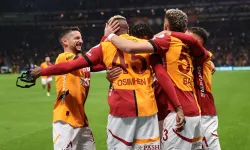 Lider Galatasaray, Göztepe'yi iki golle geçti