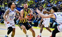 Fenerbahçe Beko, Anadolu Efes’i 84-76 mağlup etti