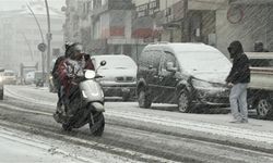 İstanbul'un bazı ilçelerine kar yağdı