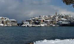 Amasra’da kar yağışı tarihi zenginliklere güzellik kattı