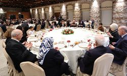 Cuımhurbaşkanı Erdoğan: İlk iftarımızı yine şehit yakınlarımızla birlikte yaptık