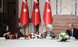 Emine Erdoğan: Çiftçilerimizle aynı sofrayı paylaşmanın mutluluğunu yaşadık