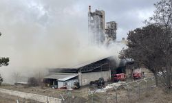 Eskişehir'de çimento fabrikasının geri dönüşüm tesisinde yangın çıktı