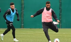 Beşiktaş'ta sakatlık kabusu: 2 oyuncusu maça devam edemedi