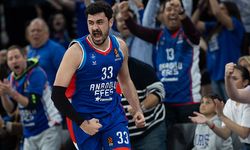 Anadolu Efes, Panathinaikos’u 85-82 mağlup etti