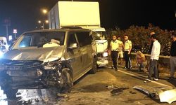 Antalya’da 5 araç zincirleme kaza yaptı