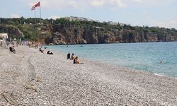 Antalya’da deniz sezonu açıldı