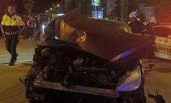 Çaldığı 2 araç ile 7 araca çarparak 5 kişiyi yaralayan zanlı yakalandı