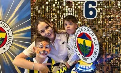 Fahriye Evcen ile Burak Özçivit'in oğlu Karan yeni yaşına girdi