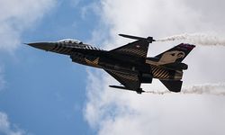 KKTC'de gökyüzü TEKNOFEST'teki hava gösterileriyle renklendi