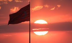 Türk bayrağına yönelik alçak provokasyona soruşturma başlatıldı