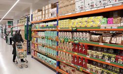 Ticaret satış hacmi yıllık yüzde 10,8 arttı