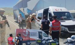 15 göçmen kaçakçılığı organizatörü ve 446 düzensiz göçmenin yakalandı