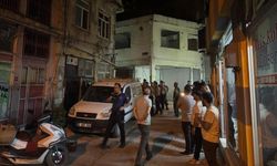 Adıyaman'da yolda yürüyen kişiye köpek saldırdı
