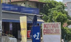 Antalya’da ‘yok artık’ dedirten manzara: Tekel bayisinde ‘kıyma çekilir’ afişi