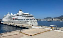 Bahama bandıralı Silver Whisper kruvaziyeri Bodrum'a geldi