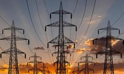 Irak'ın orta ve güney kesimi tamamen elektriksiz kaldı