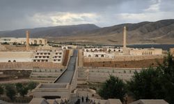 Tarihi Hasankeyf ilçesinde bayramda ziyaretçilerini ağırlamaya hazırlanıyor