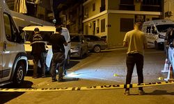 İzmir'de çıkan silahlı kavgada 1 kişi hayatını kaybetti