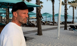 Jason Statham'ın Antalya tatili başladı: "Bu yeri seviyoruz"