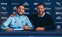 Rayan Cherki, Manchester City'ye imza attı