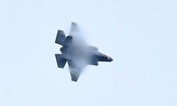ABD'nin California eyaletinde donanmaya ait F-35 savaş uçağı düştü