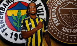 Archie Brown Fenerbahçe'de! Genç sol bekle sözleşme duyuruldu