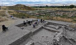 Arkeolojik kazılarla Kültepe'nin tarihi 8 bin yıl öncesine kadar uzanabilir