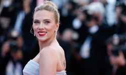 Scarlett Johansson gişe kraliçesi oldu