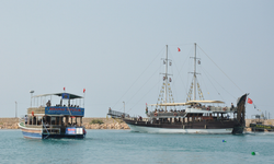 Sıcak hava Mersin sahillerini hareketlendirdi