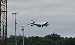 Trump, Putin ile görüşme yapacağı Alaska'ya ulaştı