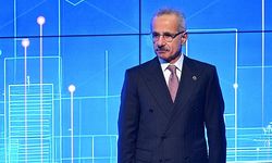 Bakan Uraloğlu, 5G ihalesinin 16 Ekim'de gerçekleştirileceğini bildirdi