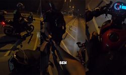 Benzini biten motosiklet sürücüsünün imdadına polis memuru yetişti