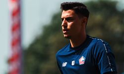 Berke Özer, Lille formasıyla ilk maçına çıktı