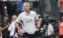 Beşiktaşlı taraftarların bir kısmı Ole Gunnar Solskjaer'i ıslıkladı