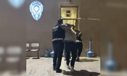 Çeşme’de eğlence mekanında silahlı kavga: 2 yaralı, 2 gözaltı