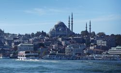 Tarihi camilerde karekodlu dönem