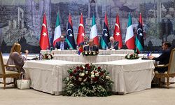 İstanbul'da kritik zirve: Cumhurbaşkanı Erdoğan, Meloni ve Dibeybe'yi kabul ediyor