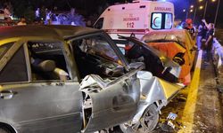 Samsun'da iki araç kafa kafaya çarpıştı: 8 yaralı